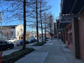 572 Edgewood Ave SE, Atlanta, GA for lease Building Photo- Image 2 of 12