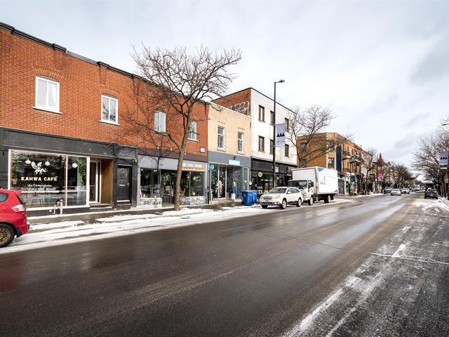 1887-1893 Av Du Mont-Royal E, Montréal, QC for sale - Building Photo - Image 3 of 7