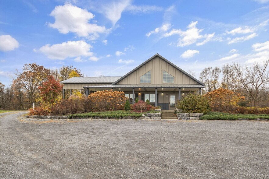 8189 NY-89, Interlaken, NY à vendre - Photo du bâtiment - Image 3 de 51