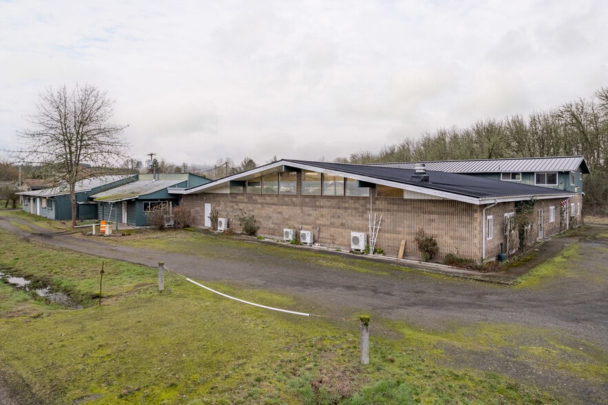 24716 Territorial Hwy, Monroe, OR for lease - Primary Photo - Image 1 of 26