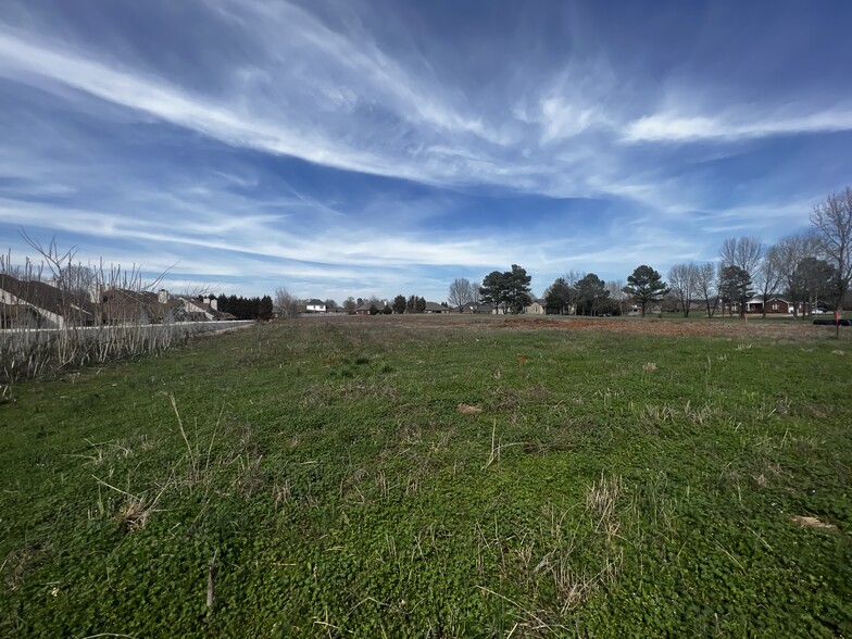 2013 Blake Bottom, Huntsville, AL à vendre - Photo principale - Image 1 de 1