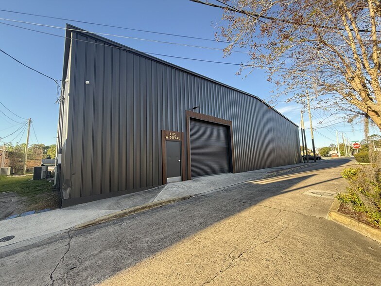 131 W Duval St, Lake City, FL à louer - Photo du bâtiment - Image 2 de 21