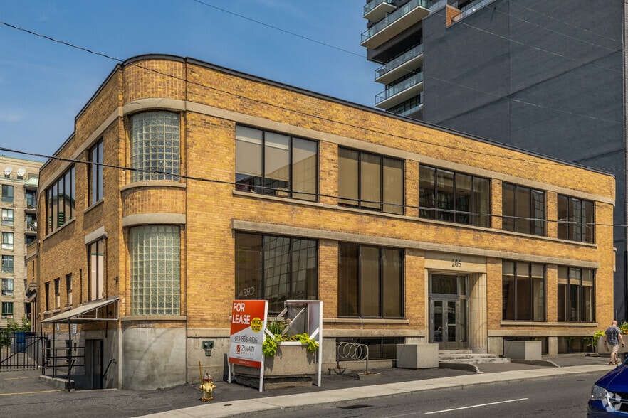 205 Catherine St, Ottawa, ON for sale - Primary Photo - Image 1 of 16