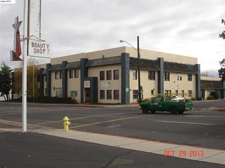 55 S Sacramento St, Susanville, CA à vendre - Photo du bâtiment - Image 3 de 5