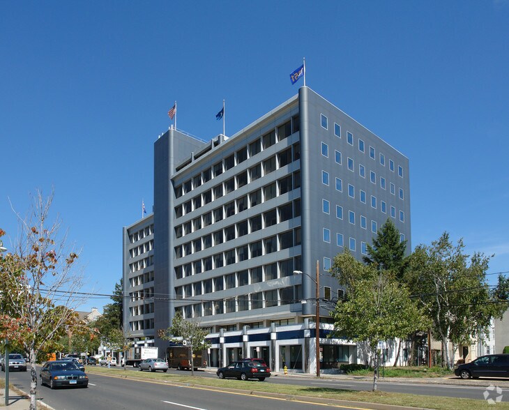 1351 Washington Blvd, Stamford, CT à louer - Photo du bâtiment - Image 2 de 3