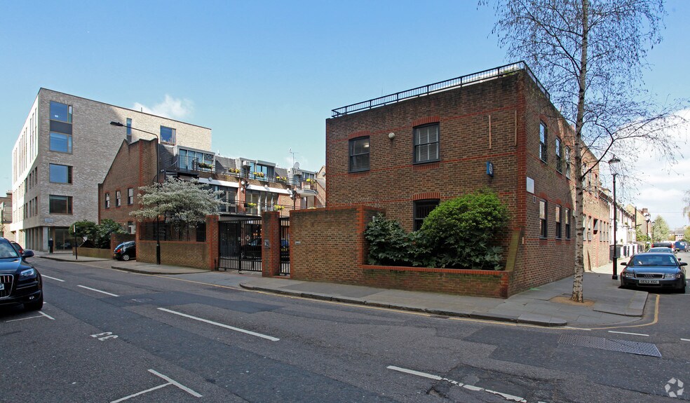 92 Lots Rd, Londres à vendre - Photo du bâtiment - Image 2 de 12