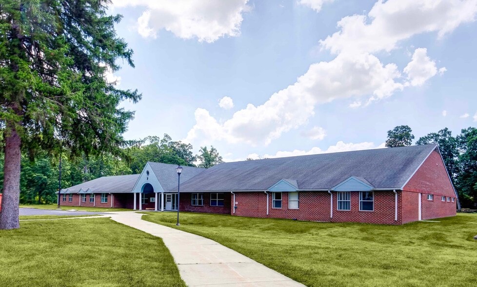 1835 E Landis Ave, Vineland, NJ for lease - Building Photo - Image 3 of 15