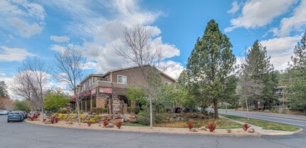 1740 NW Pence Ln, Bend, OR for lease Building Photo- Image 2 of 2