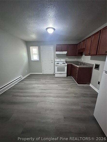 1043-1053 Rulnick St, Fayetteville, NC for sale - Interior Photo - Image 2 of 65