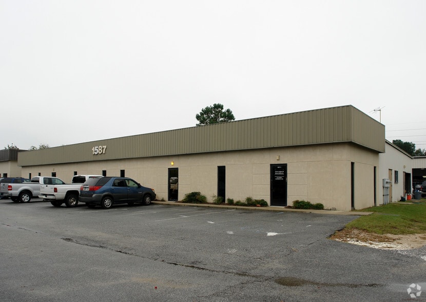1587 Savannah Hwy, Charleston, SC for lease - Primary Photo - Image 1 of 2