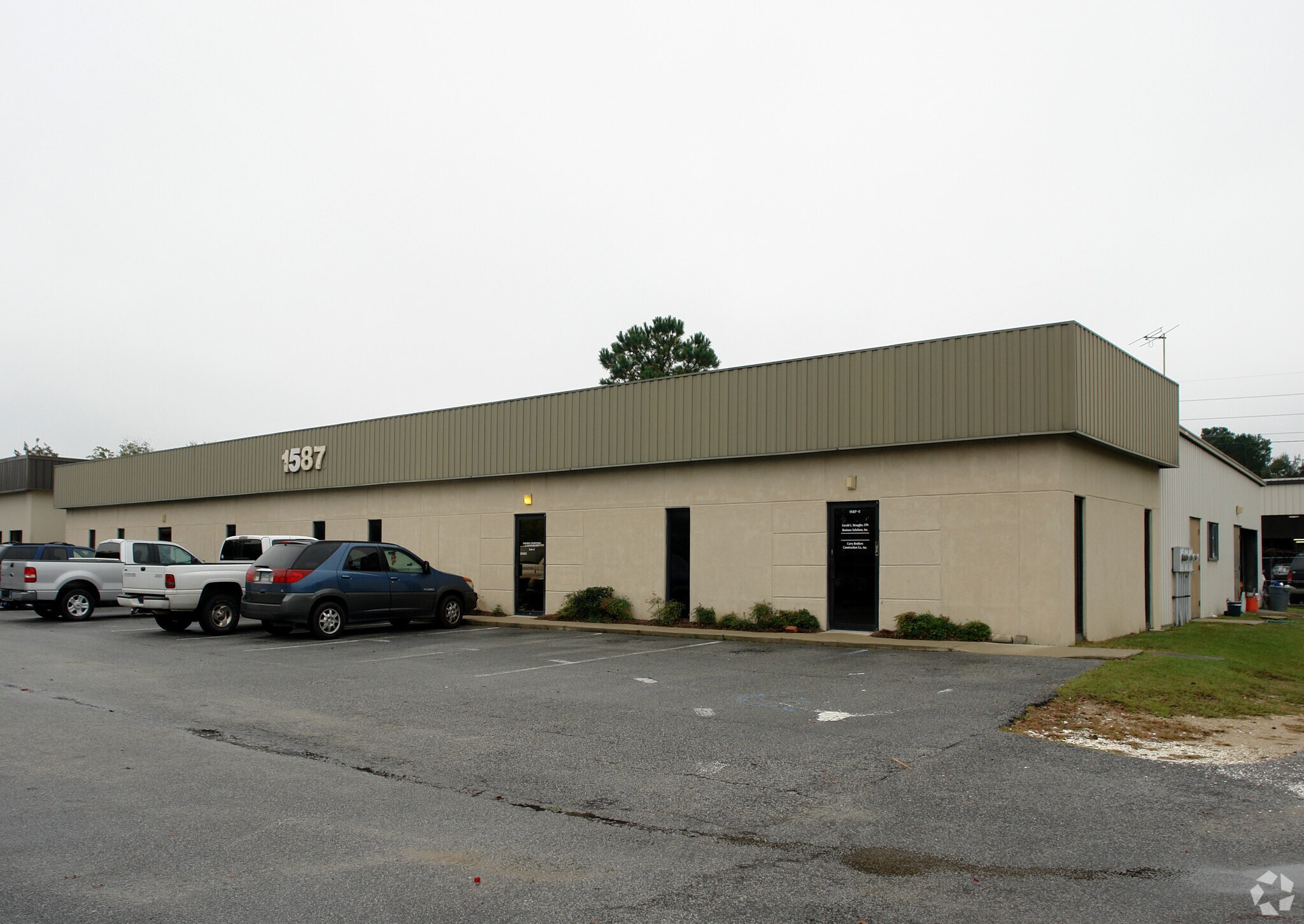 1587 Savannah Hwy, Charleston, SC à louer Photo principale- Image 1 de 3