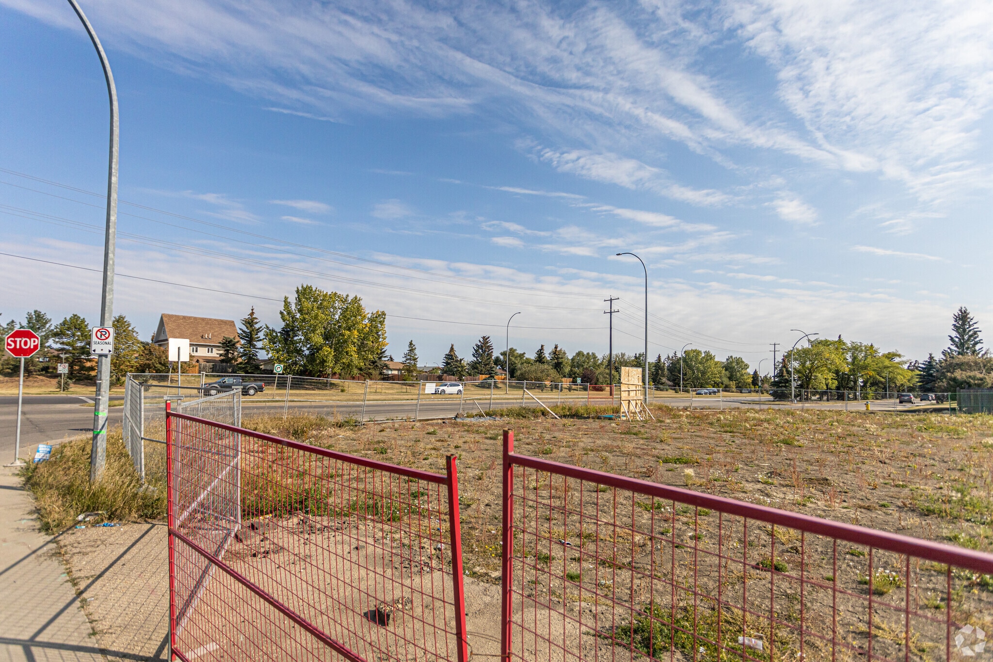 11837 137 Ave NW, Edmonton, AB for sale Building Photo- Image 1 of 1