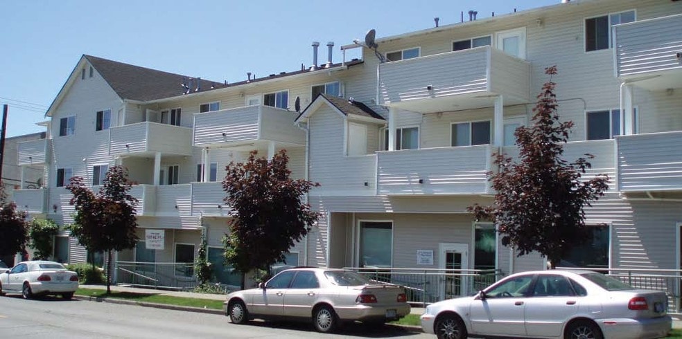 5333 15th Ave S, Seattle, WA for lease - Building Photo - Image 2 of 2