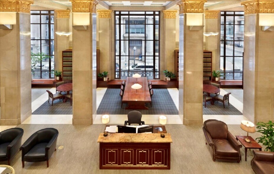 233 E Redwood St, Baltimore, MD à louer - Hall d’entrée - Image 2 de 39