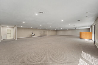 1548 Poole Blvd, Yuba City, CA for lease Interior Photo- Image 1 of 10