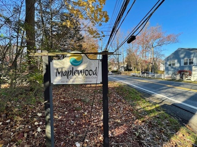 202 W Hartsdale Ave, Hartsdale, NY à louer - Photo principale - Image 1 de 25