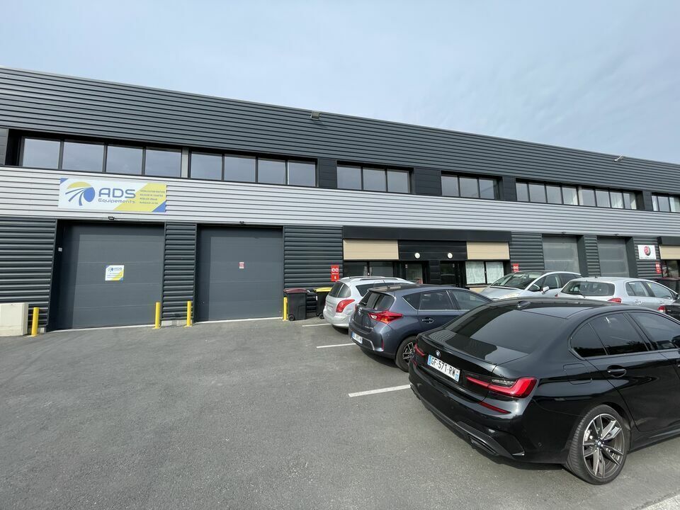 Flex in Aulnay-sous-Bois for lease Building Photo- Image 1 of 7