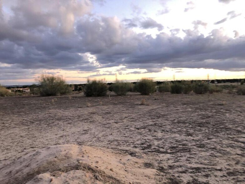 Calle Revuelta, Boecillo, Valladolid à vendre - Photo du bâtiment - Image 3 de 7