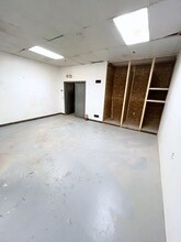 120 Pleasant St, Morristown, VT à louer Photo intérieure- Image 2 de 3