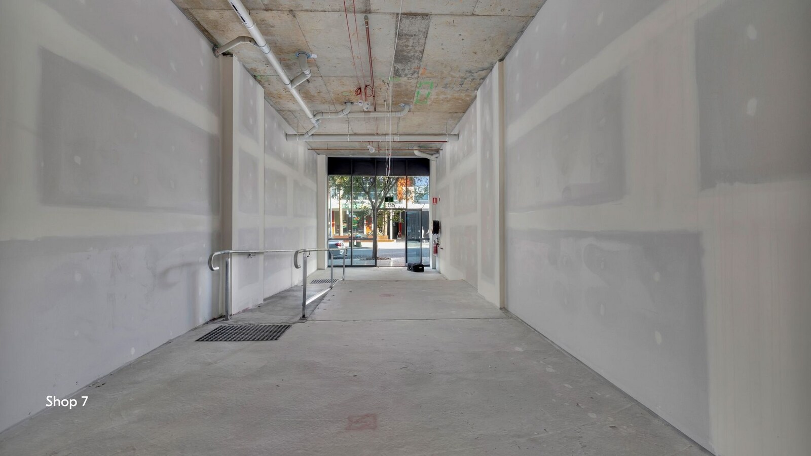 6-8 Oaks Ave, Dee Why, NSW 2099 - Unit Shop 7 -  - Interior Photo - Image 2 of 3