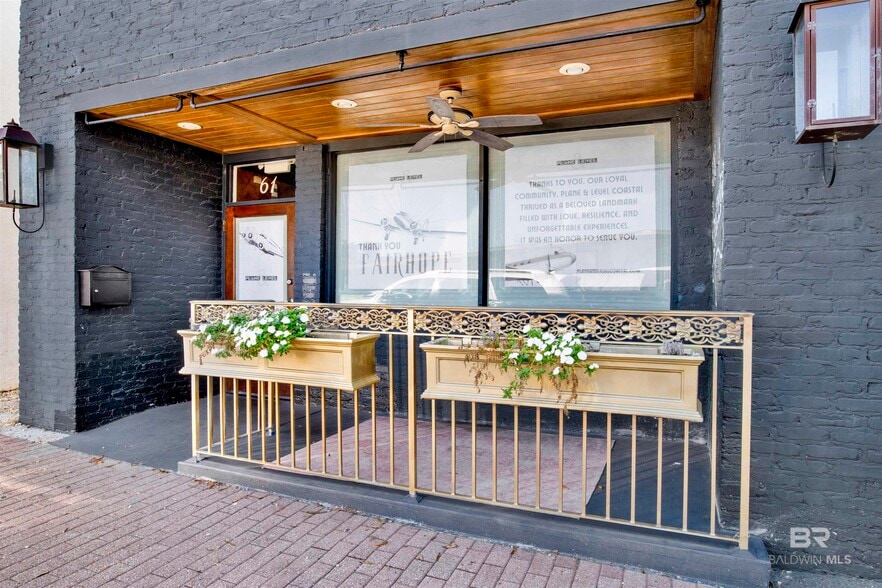 61 N Section St, Fairhope, AL à louer - Photo du bâtiment - Image 3 de 23