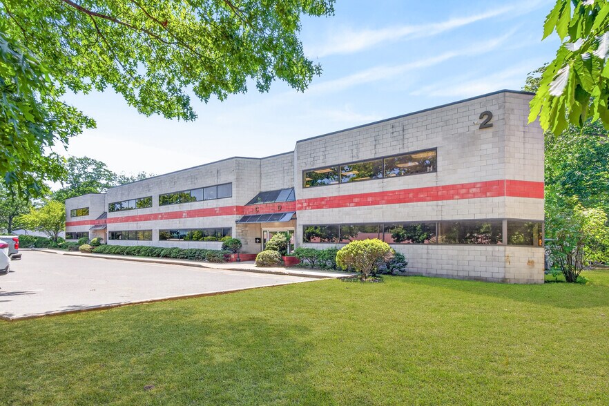 2 Meridian Rd, Eatontown, NJ à louer - Photo du bâtiment - Image 3 de 5