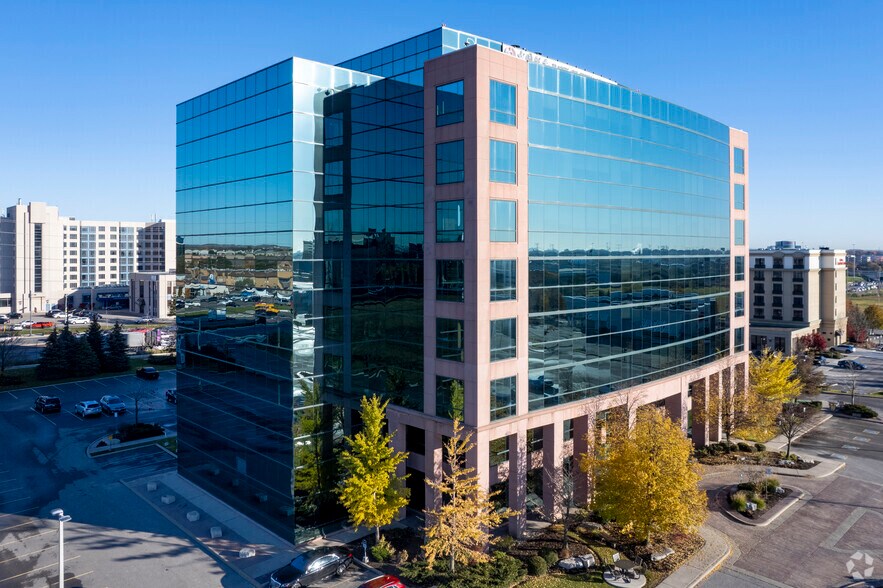 50 Minthorn Blvd, Markham, ON à louer - Photo du bâtiment - Image 2 de 3