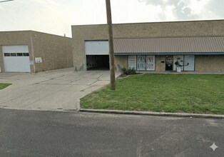 52 129 Av NW, Edmonton, AB à louer Photo intérieure- Image 2 de 12