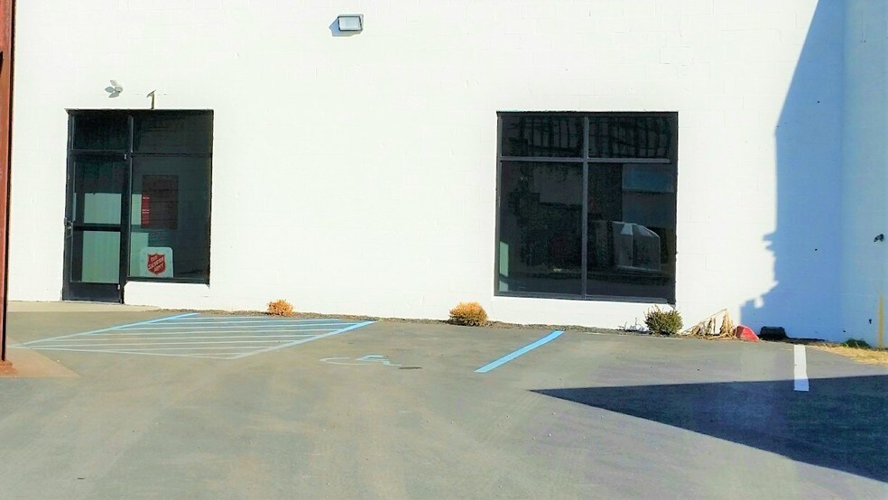 4700 N 5th Street Hwy, Temple, PA à louer - Photo du bâtiment - Image 3 de 6