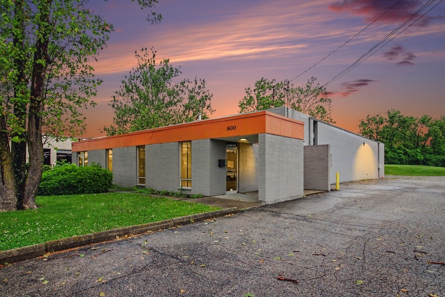 600 Northland Blvd, Forest Park, OH for sale - Building Photo - Image 1 of 31