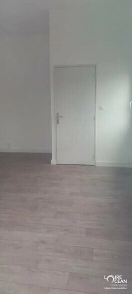 Commerce de détail dans Nantes à louer - Photo du bâtiment - Image 3 de 4