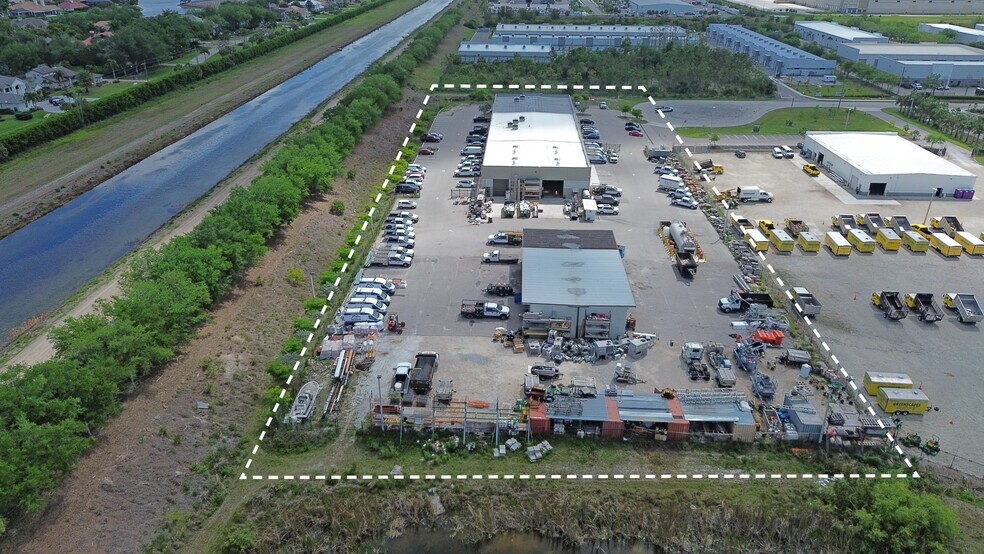 16100 Lee Rd, Fort Myers, FL for sale - Building Photo - Image 3 of 10