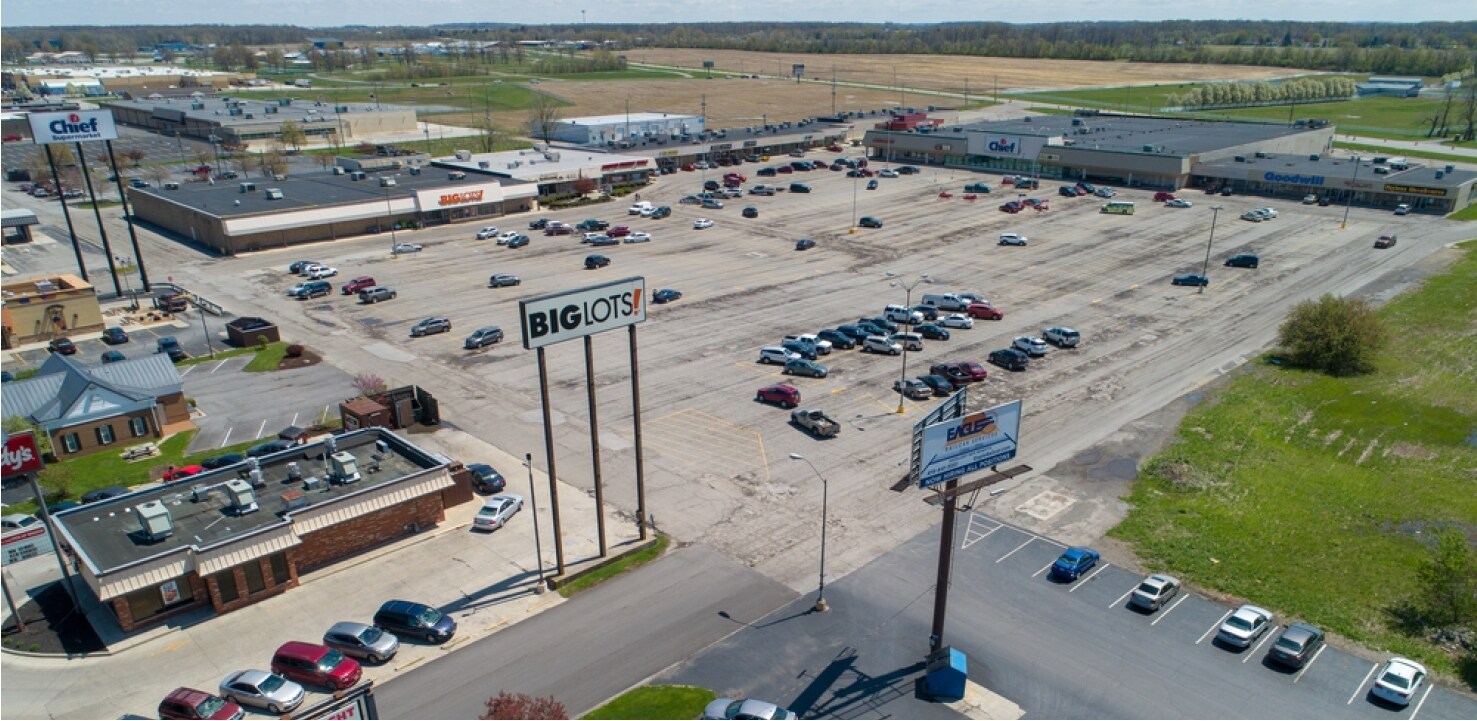 2100 Harding Hwy, Lima, OH à louer Photo principale- Image 1 de 2