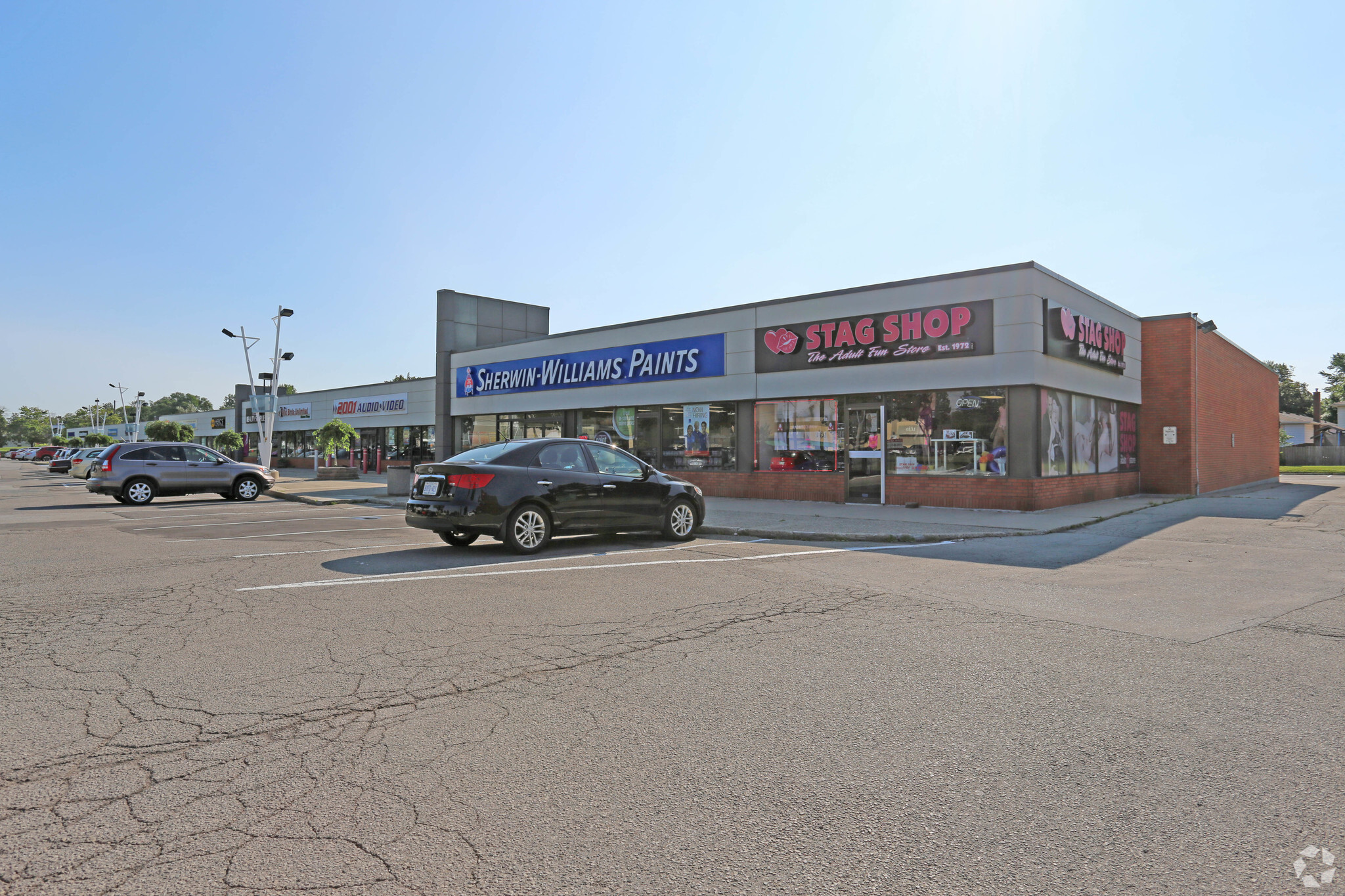 3350 Fairview St, Burlington, ON for lease Primary Photo- Image 1 of 5