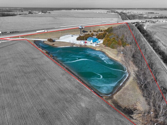 Plus de détails pour 43937 Highway 36, Monroe City, MO - Commerce de détail à vendre