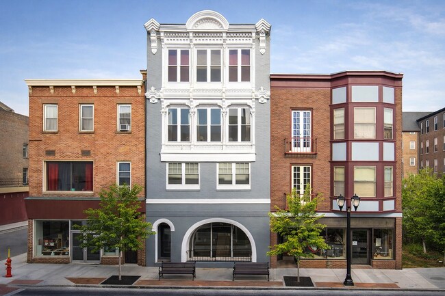 Plus de détails pour 88 Remsen St, Cohoes, NY - Bureau/Commerce de détail à louer