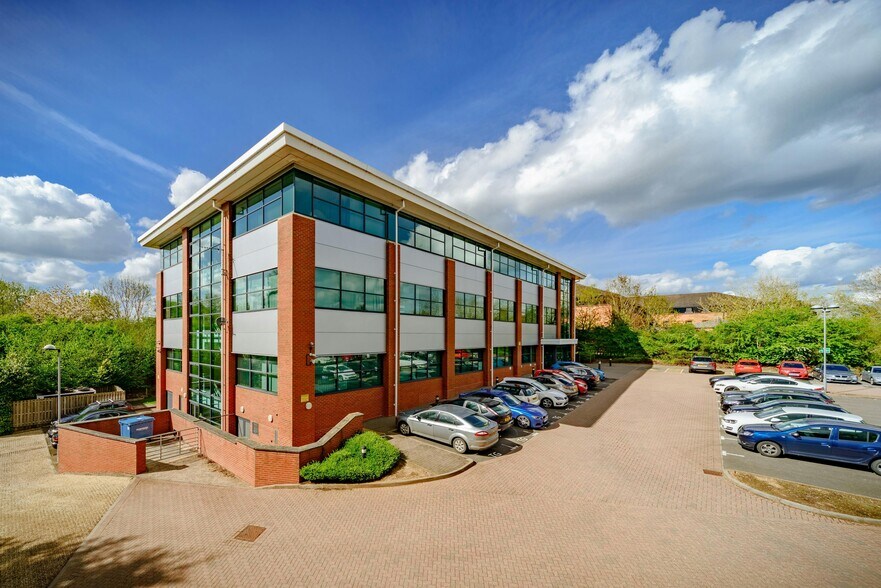 Pegasus Ct, Warwick à louer - Photo du bâtiment - Image 2 de 12