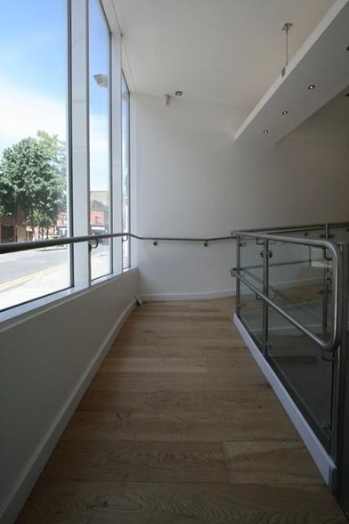 62-64 Farringdon Rd, London for lease - Interior Photo - Image 3 of 4