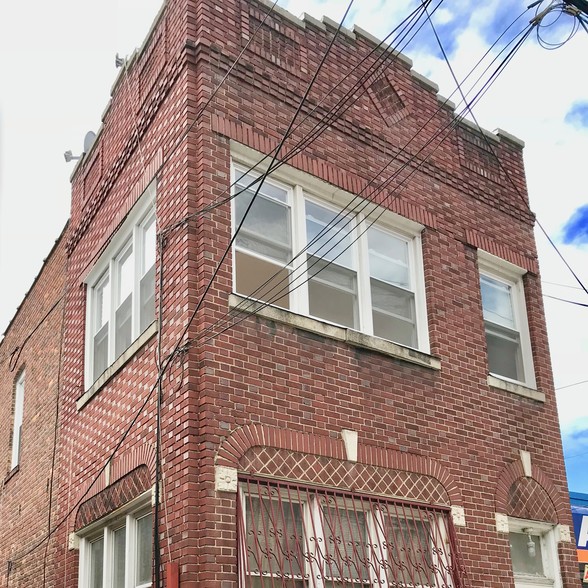 1443 Beach Ave, Bronx, NY for sale - Primary Photo - Image 1 of 1