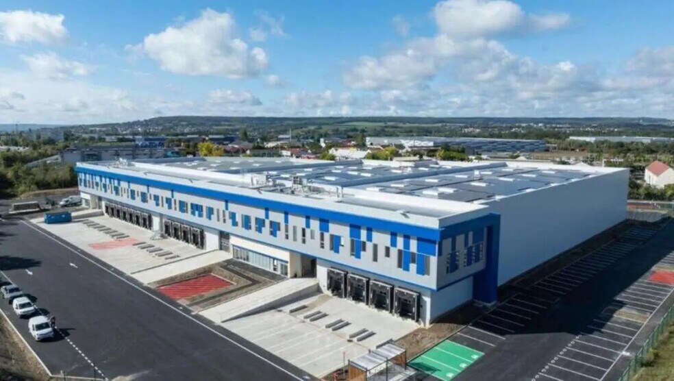 Flex in Conflans-Sainte-Honorine for lease - Building Photo - Image 1 of 10