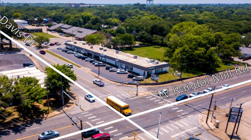 1012 N Davis Dr, Arlington, TX for sale - Primary Photo - Image 1 of 1