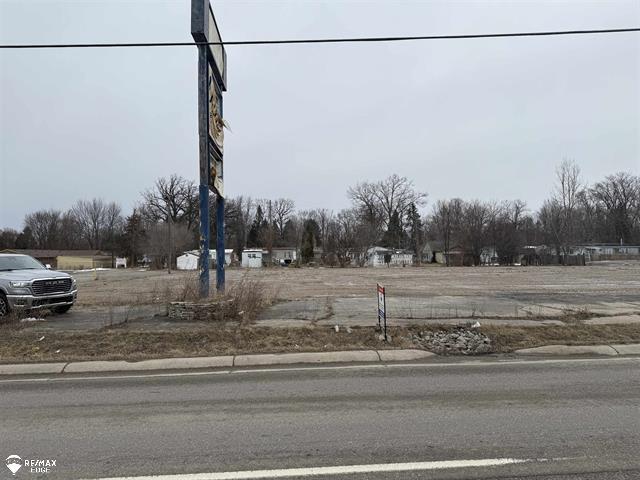 4403 Davison Rd, Burton, MI for sale - Other - Image 2 of 6