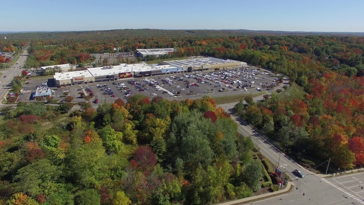 970-990 Torringford St, Torrington, CT for lease Primary Photo- Image 1 of 7