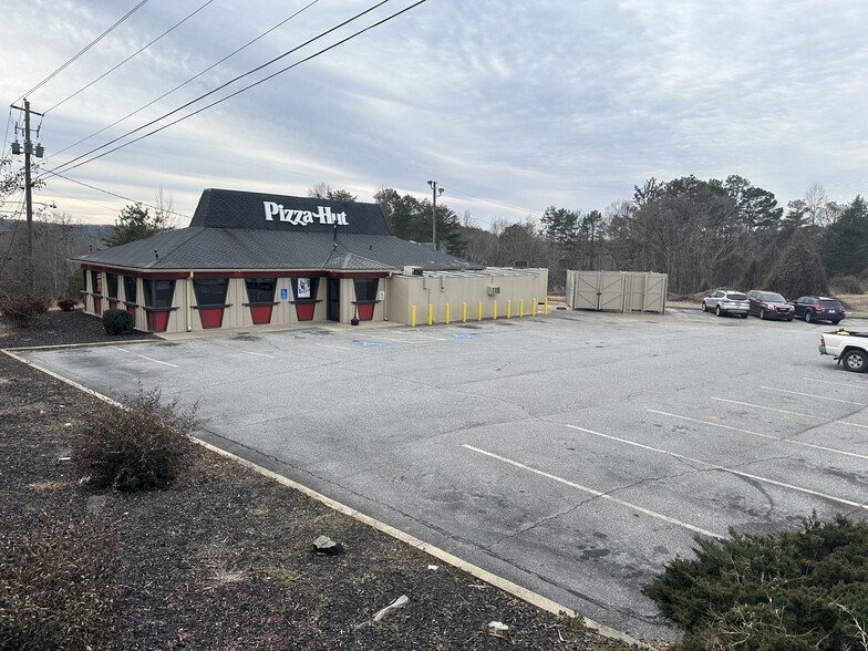 1352 S Chestatee, Dahlonega, GA for sale - Building Photo - Image 2 of 7