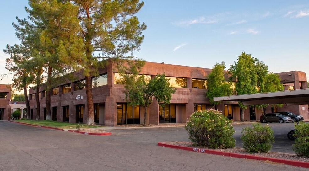 459 N Gilbert Rd, Gilbert, AZ à louer - Photo du bâtiment - Image 2 de 13