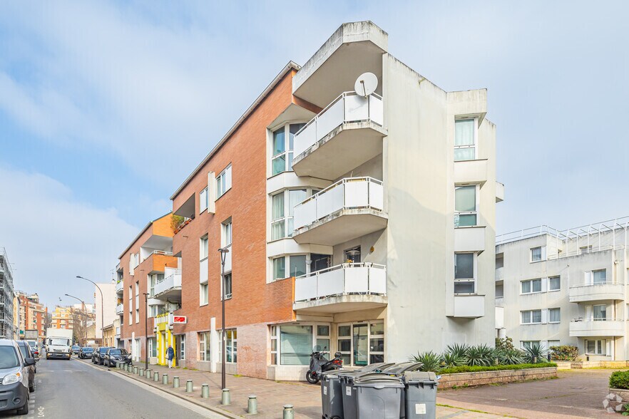 Immeuble residentiel dans Ivry-sur-Seine à vendre - Photo principale - Image 1 de 17