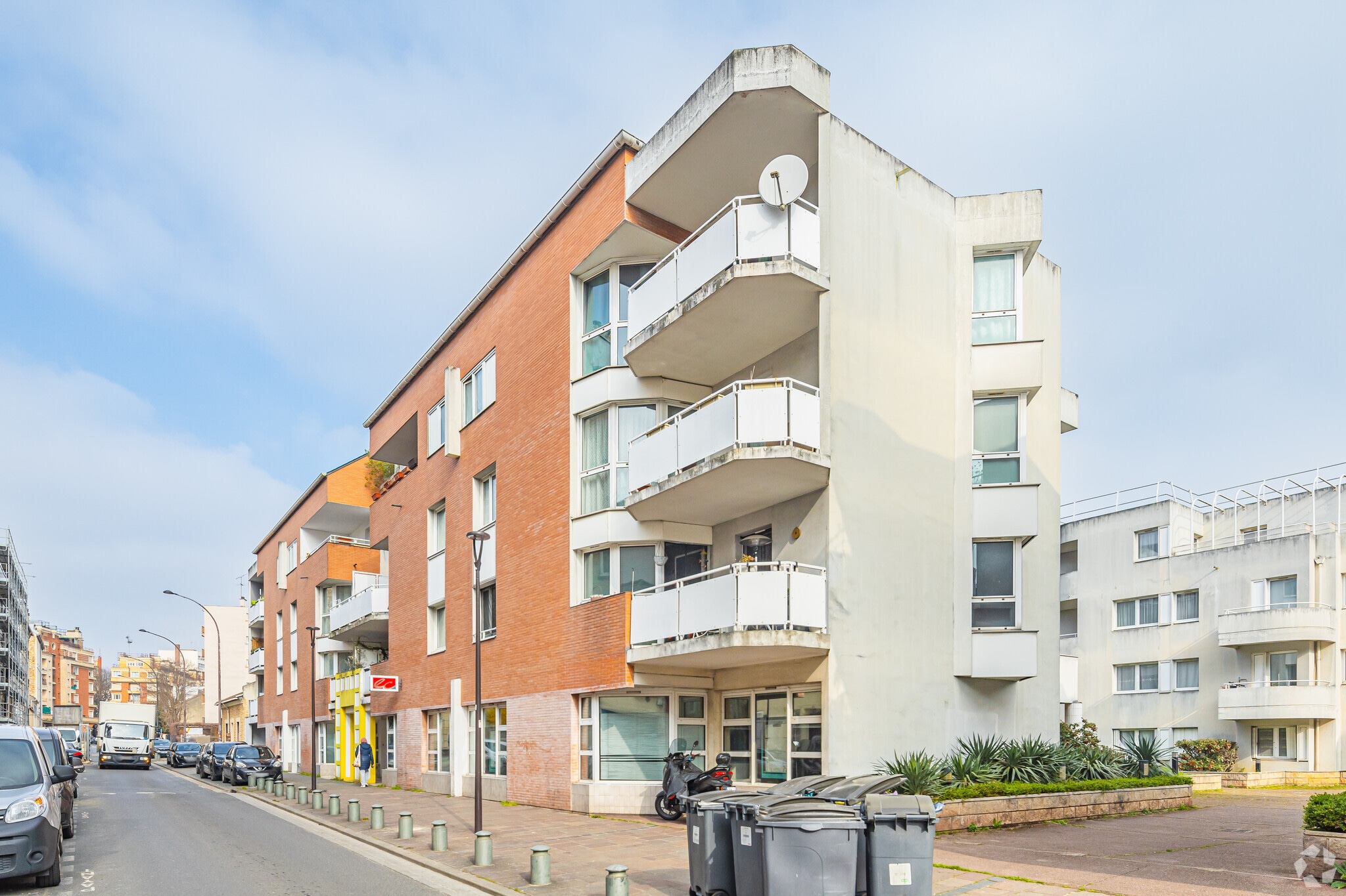 Immeuble residentiel dans Ivry-sur-Seine à vendre Photo principale- Image 1 de 18