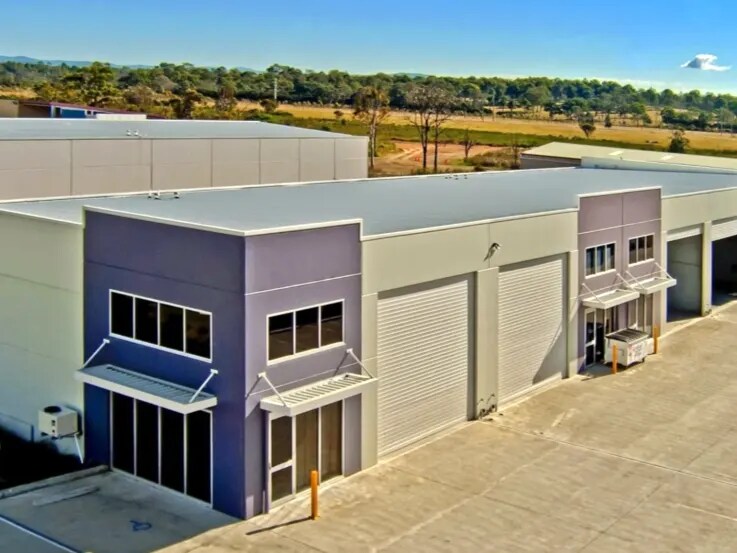 25 Amsterdam Cct, Wyong for sale - Primary Photo - Image 1 of 1