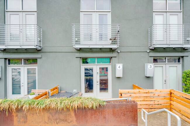 More details for 1305 E 6th St, Austin, TX - Office for Lease