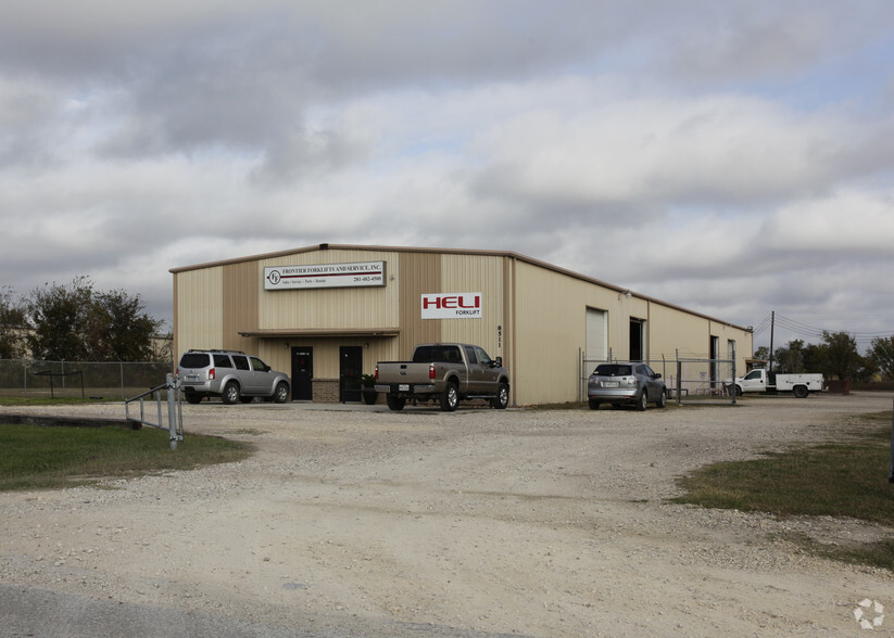 8511 Industrial Dr, Pearland, TX à vendre - Photo du bâtiment - Image 1 de 1